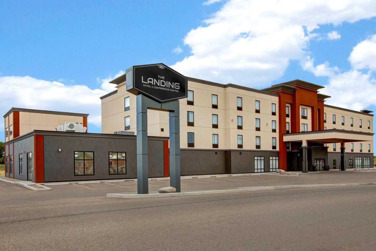 The Landing Hotel & Conference Centre St. Paul Exterior foto